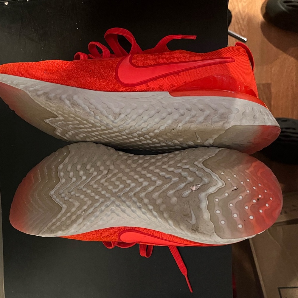 Nike Epic React In Citrusy Colorway. Size 11 - image 2